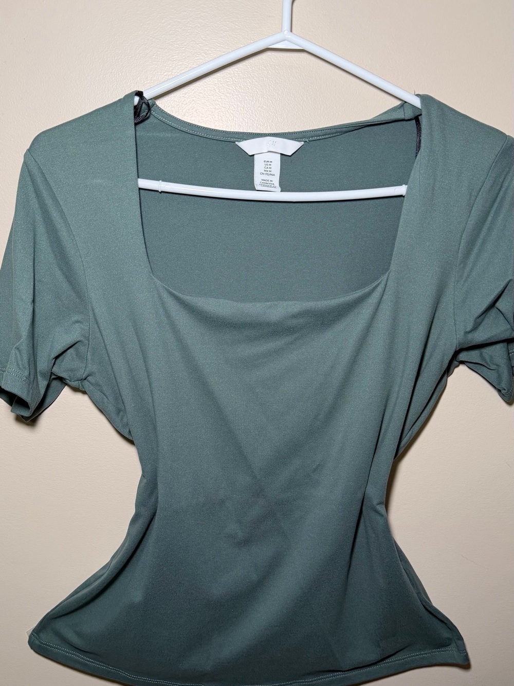 H&M square Neck Short Sleeve Top in Dusty Green